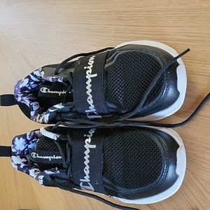 Women Champion shoes